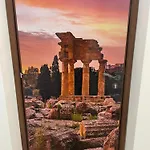 Estia's House 4* Агридженто